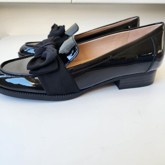 Bandolino Lindio Black Patent Loafers Bows Coquette Feminine Tailored Office - Picture 9 of 12